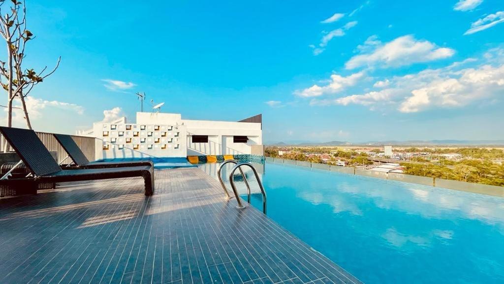 Imperio Professional Suites @ Fd Homestay Alor Setar Bagian luar foto